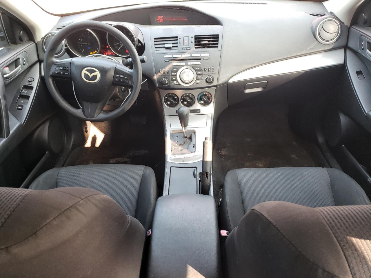 2011 Mazda 3 I VIN: JM1BL1VGXB1481853 Lot: 70430204