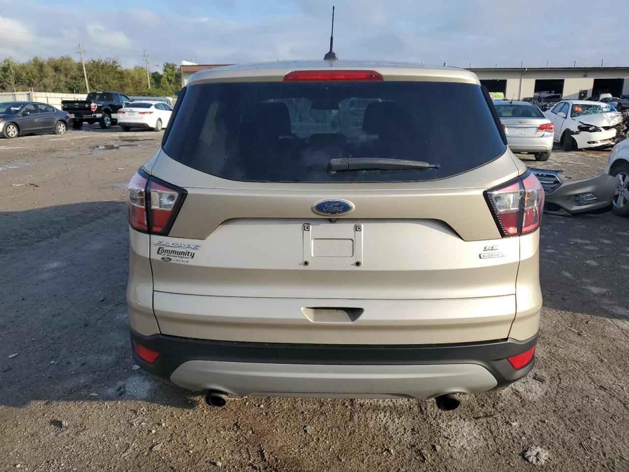 1FMCU0GD3HUD25803 2017 Ford Escape Se