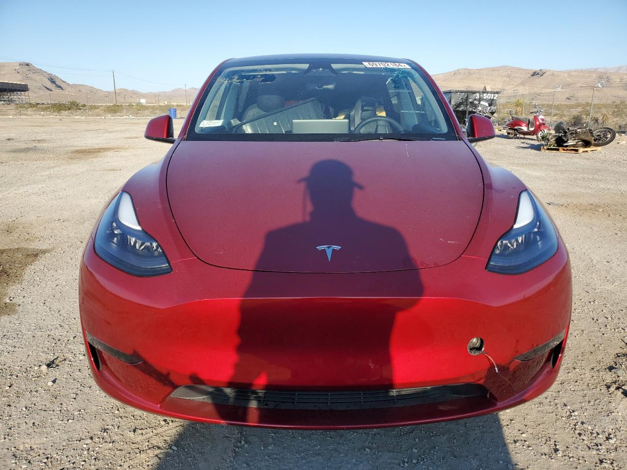 2024 Tesla Model Y VIN: 7SAYGDEE6RA230358 Lot: 69702184