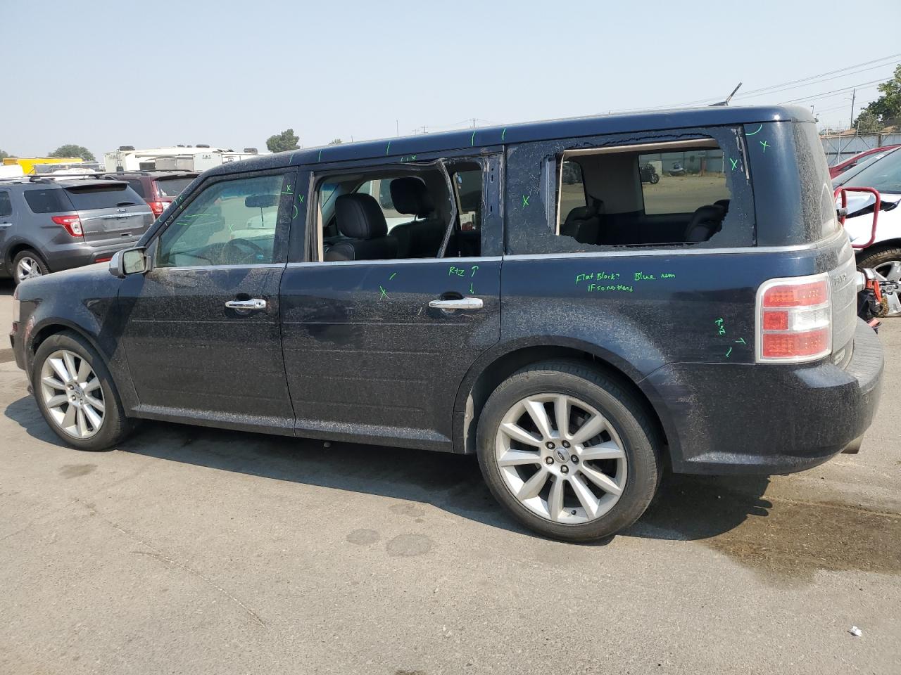 2010 Ford Flex - Image 2