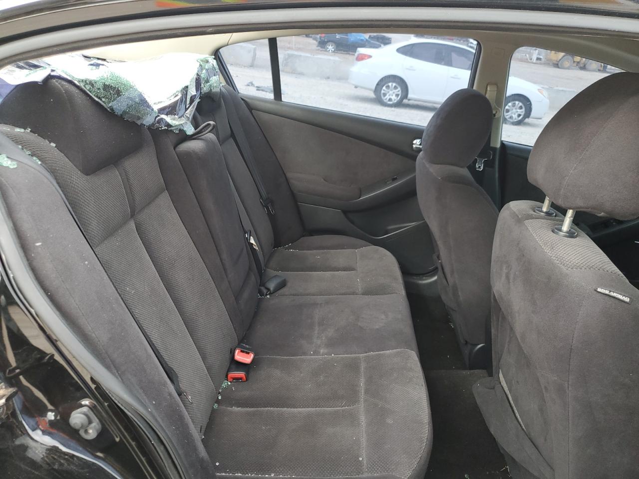 2009 Nissan Altima - Image 10