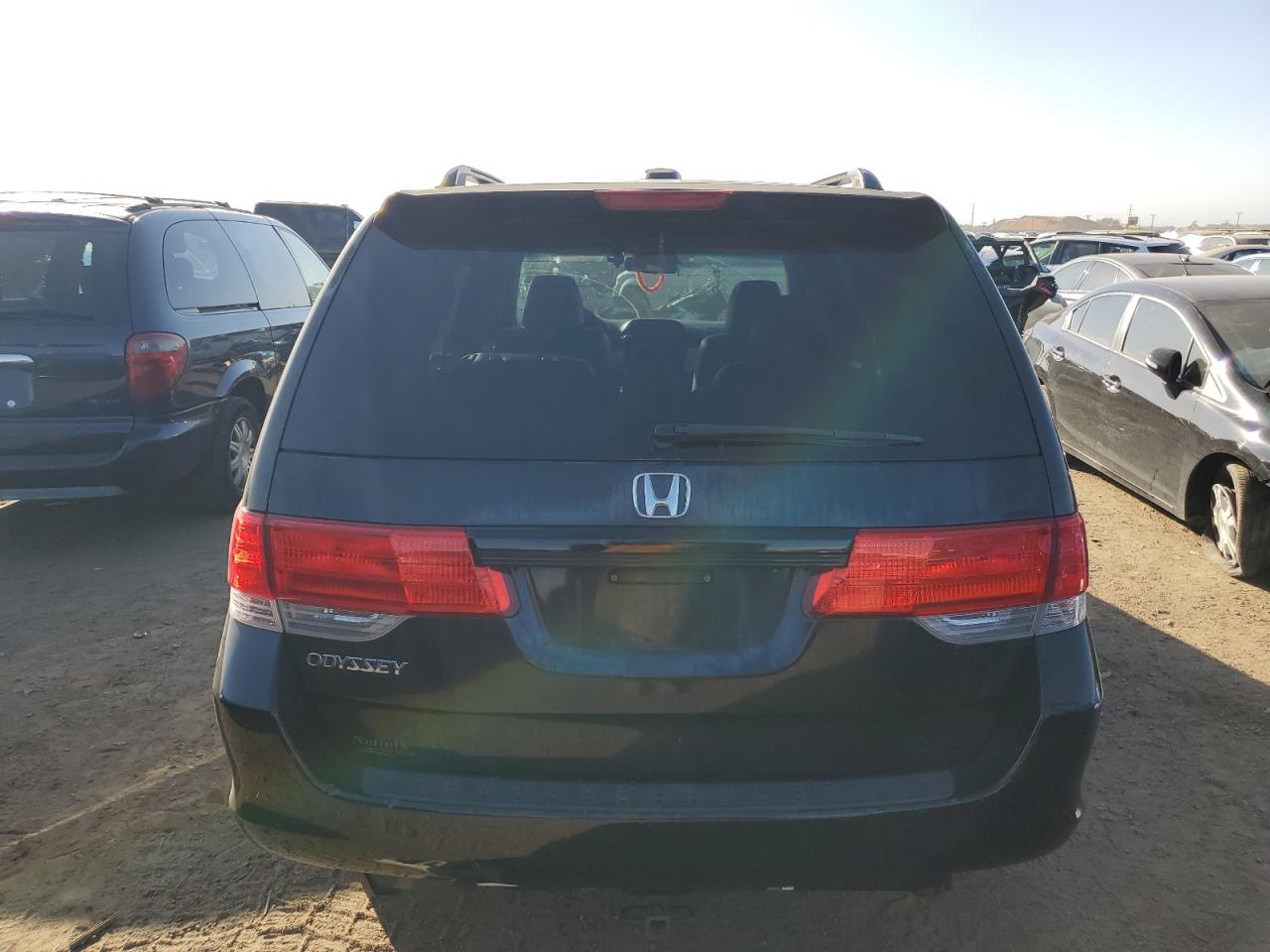 2010 Honda Odyssey - Image 6