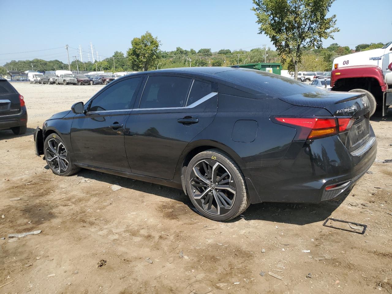 1N4BL4CV9PN379386 2023 NISSAN ALTIMA - Image 2