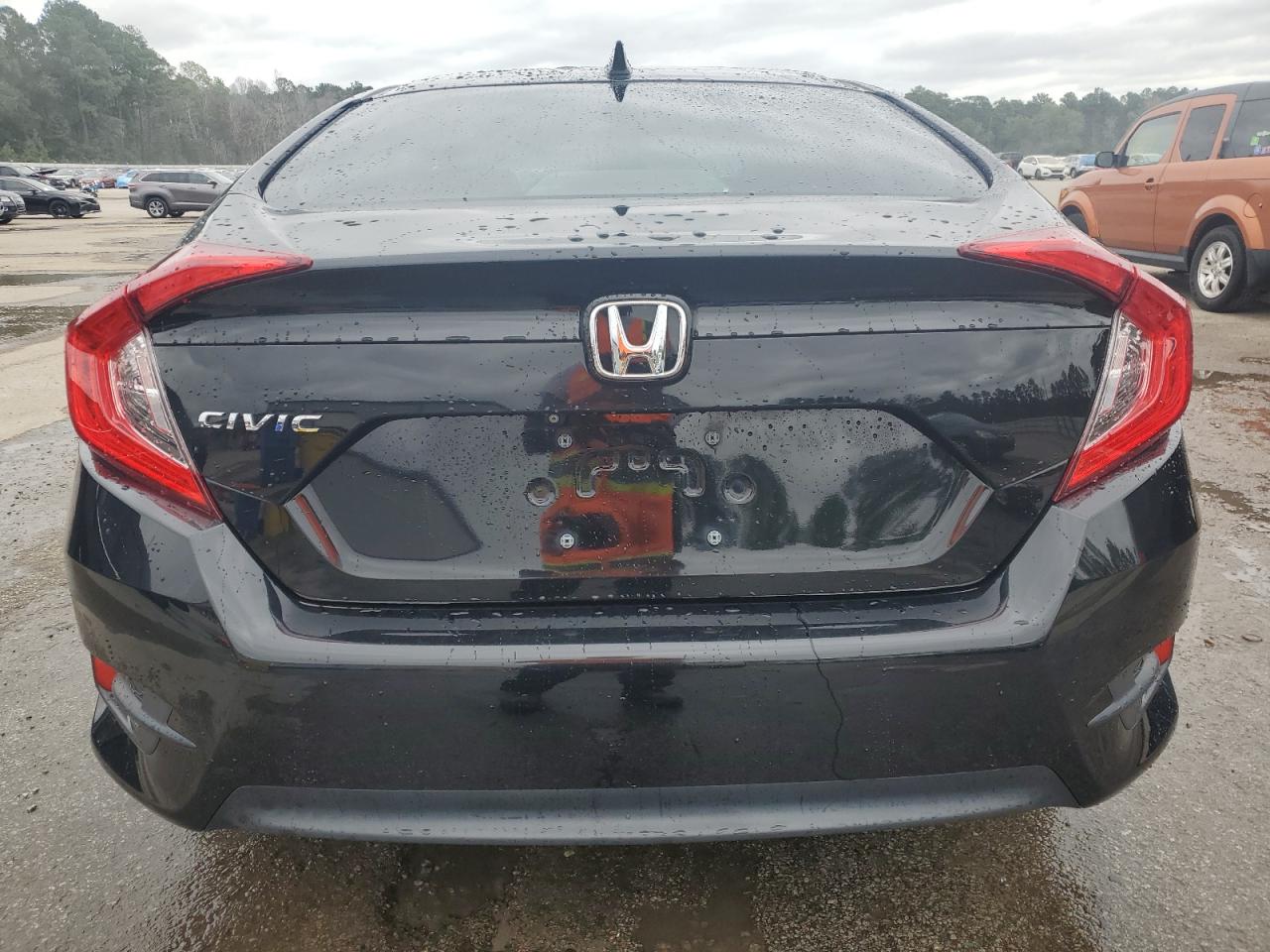 2HGFC2F76HH568117 2017 Honda Civic Ex