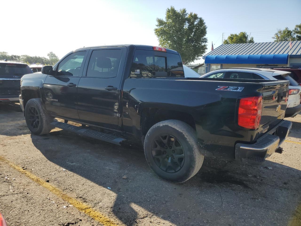 2014 Chevrolet Silverado - Image 2