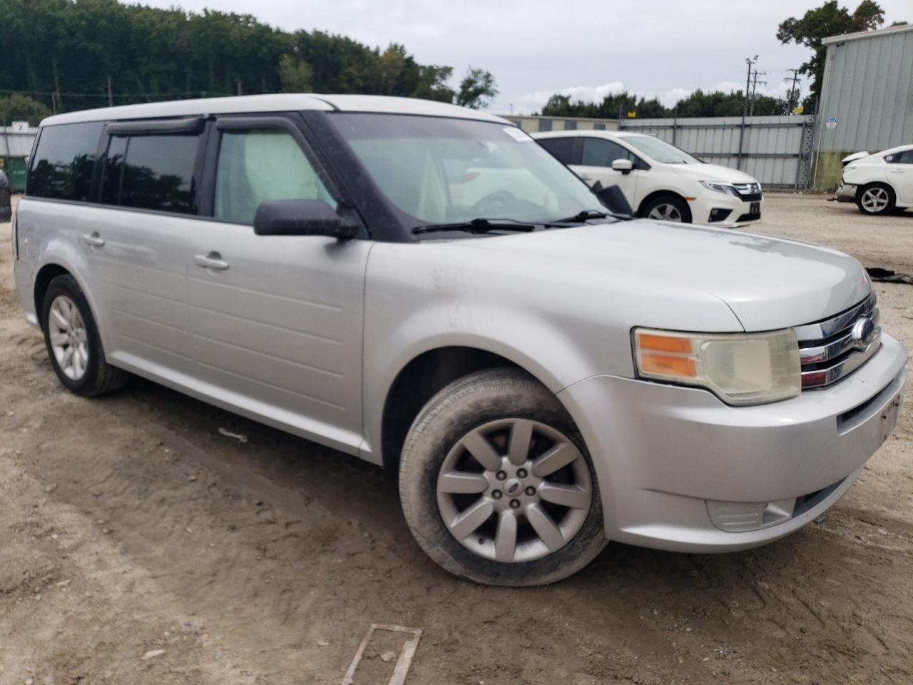 2009 Ford Flex - Image 4