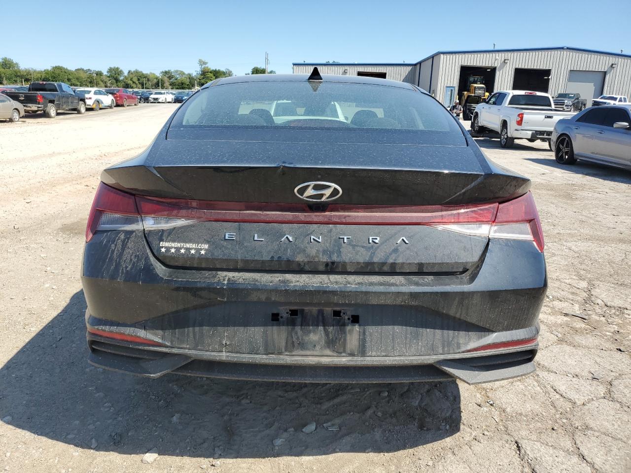 KMHLM4AG8PU410175 2023 Hyundai Elantra Sel