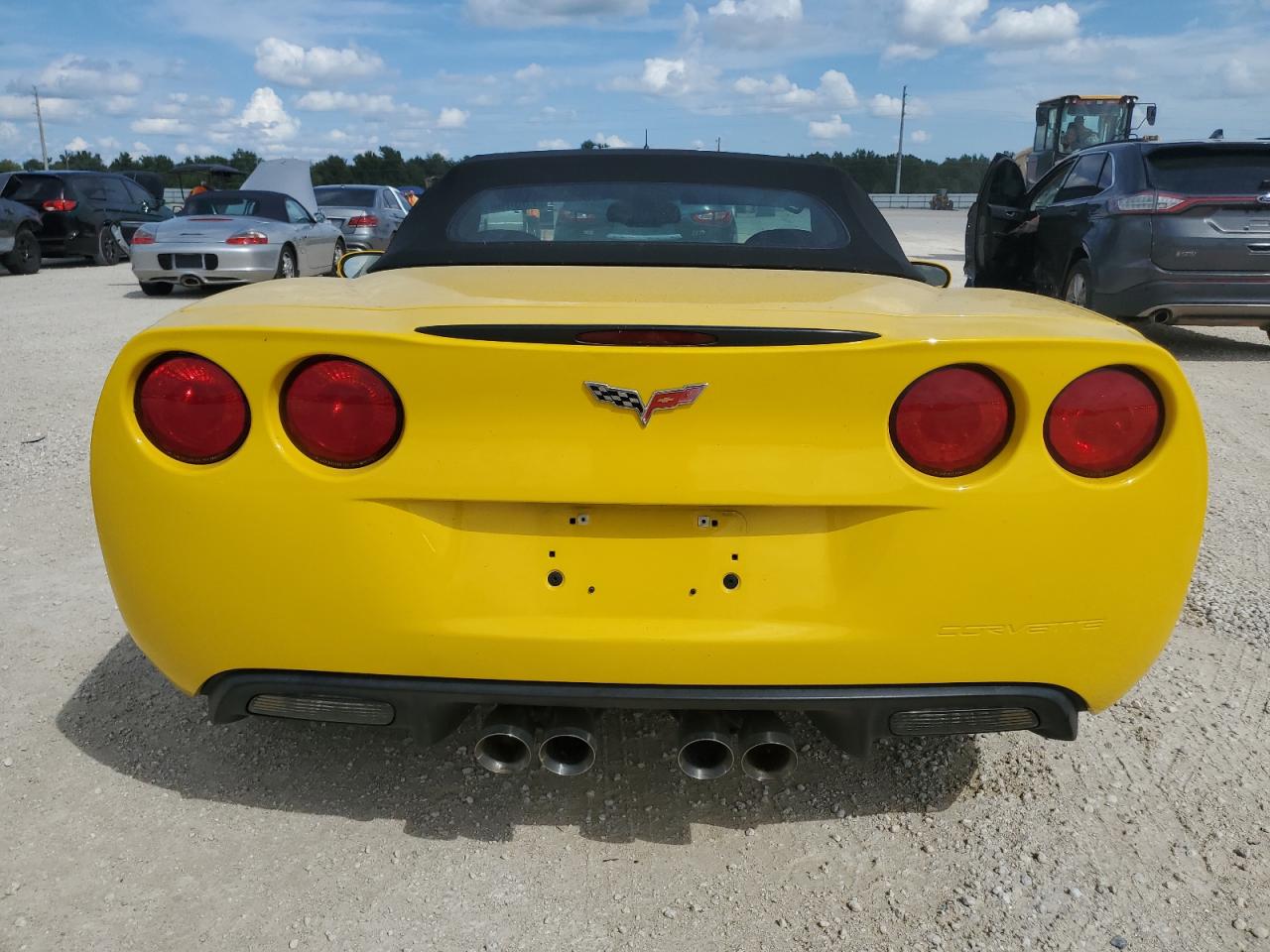 1G1YF3DW9B5112263 2011 Chevrolet Corvette