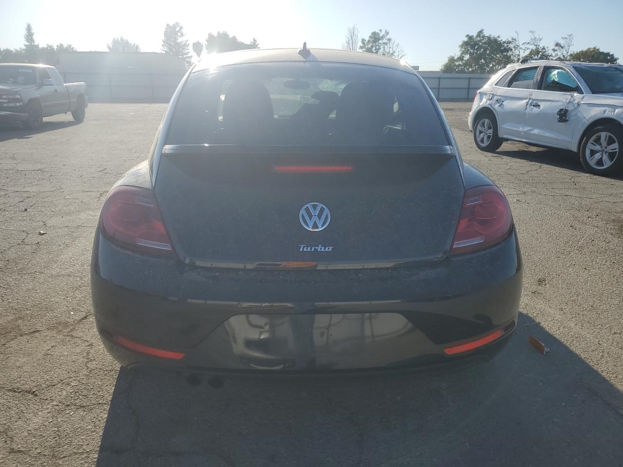 3VWF17AT0HM624816 2017 Volkswagen Beetle 1.8T