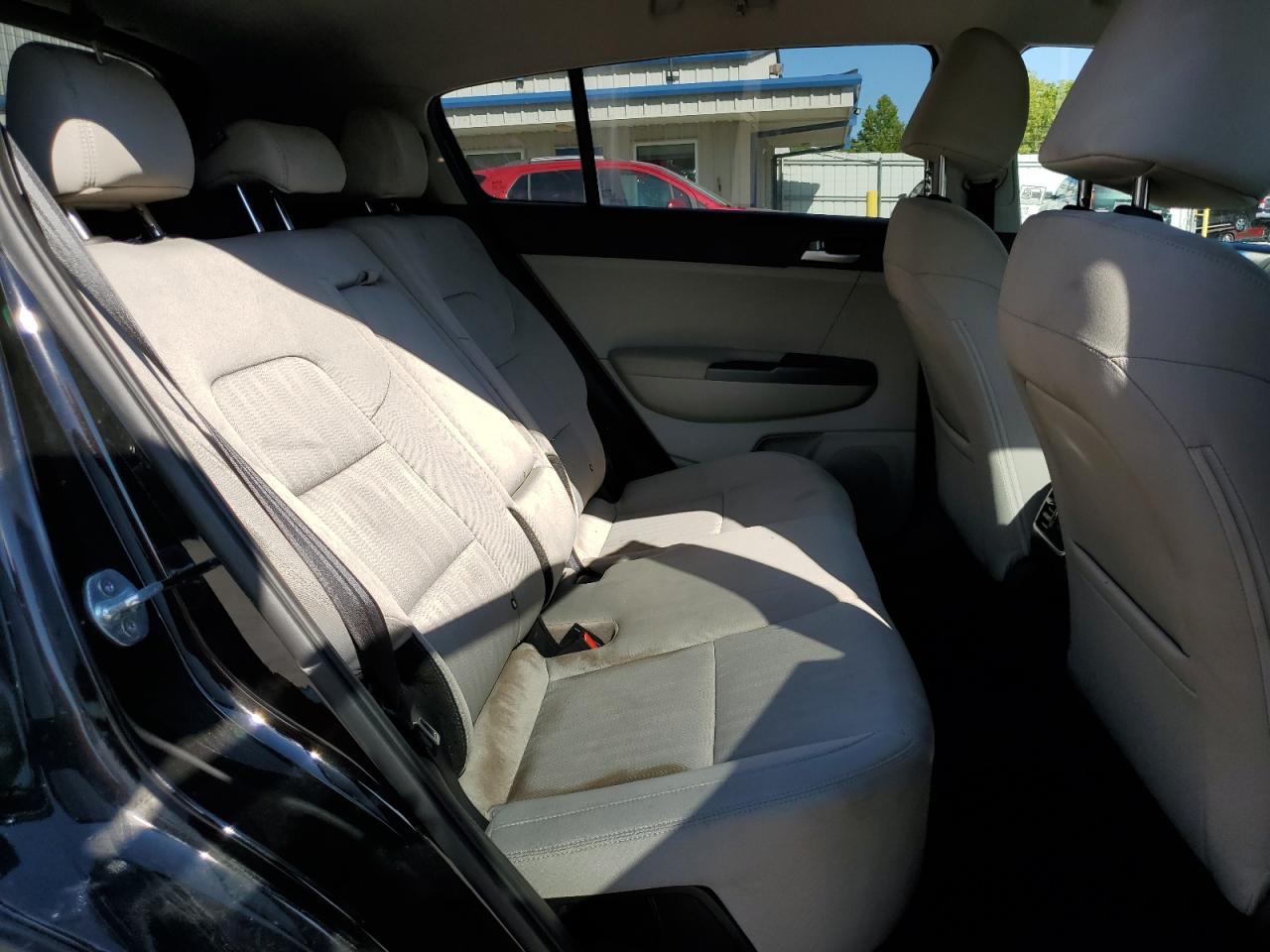 2021 Kia Sportage - Image 12