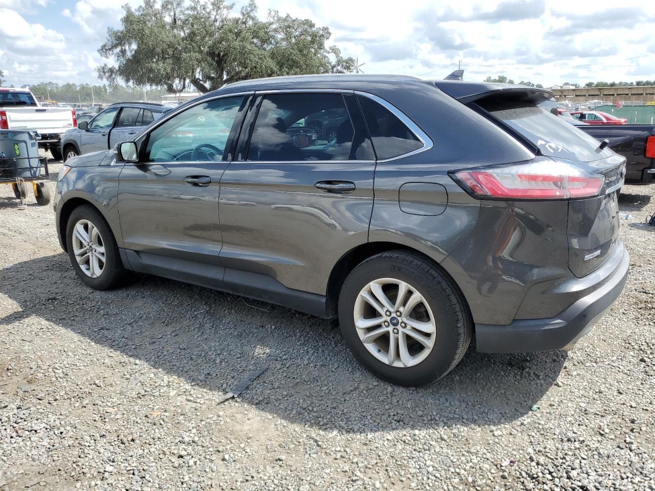 2019 Ford Edge - Image 2
