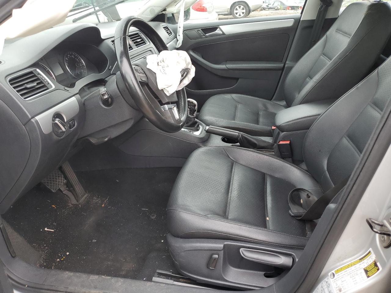 2014 Volkswagen Jetta - Image 7