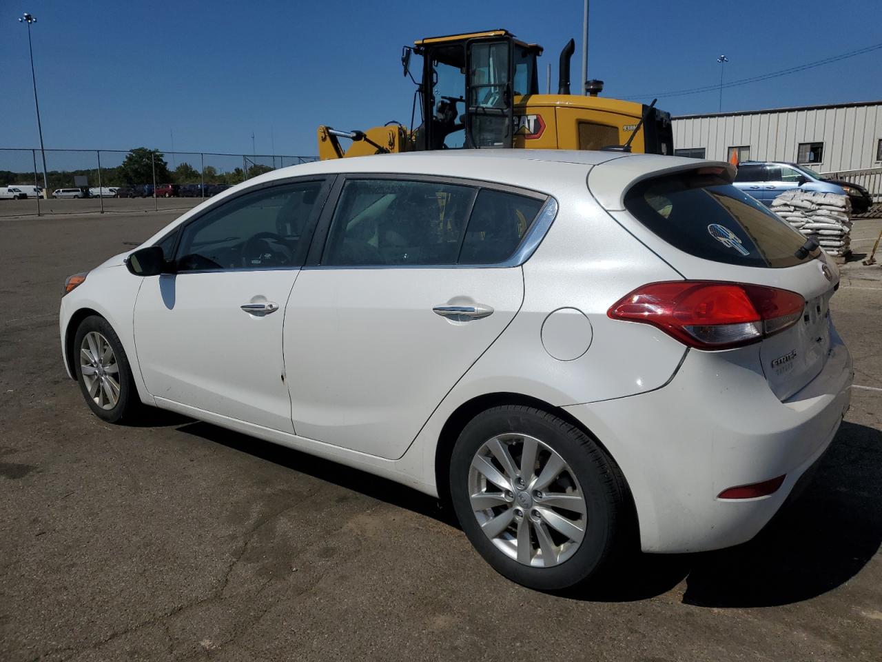 2015 Kia Forte - Image 2