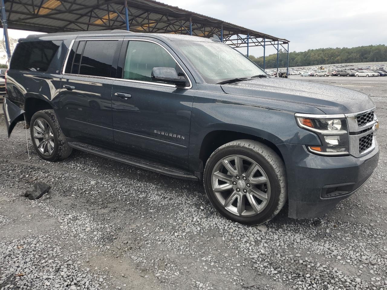 2019 Chevrolet Suburban - Image 4