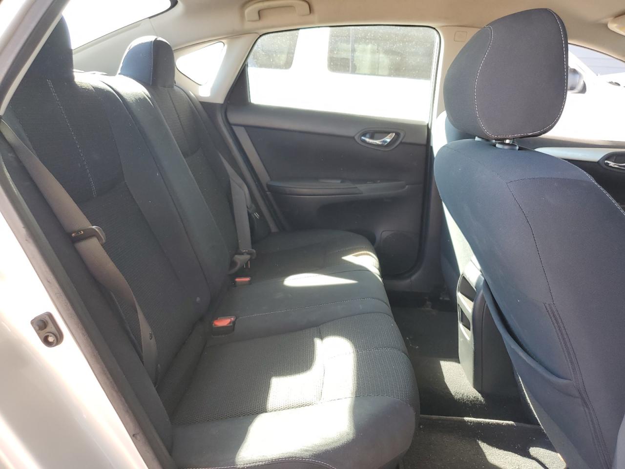 2018 Nissan Sentra - Image 10