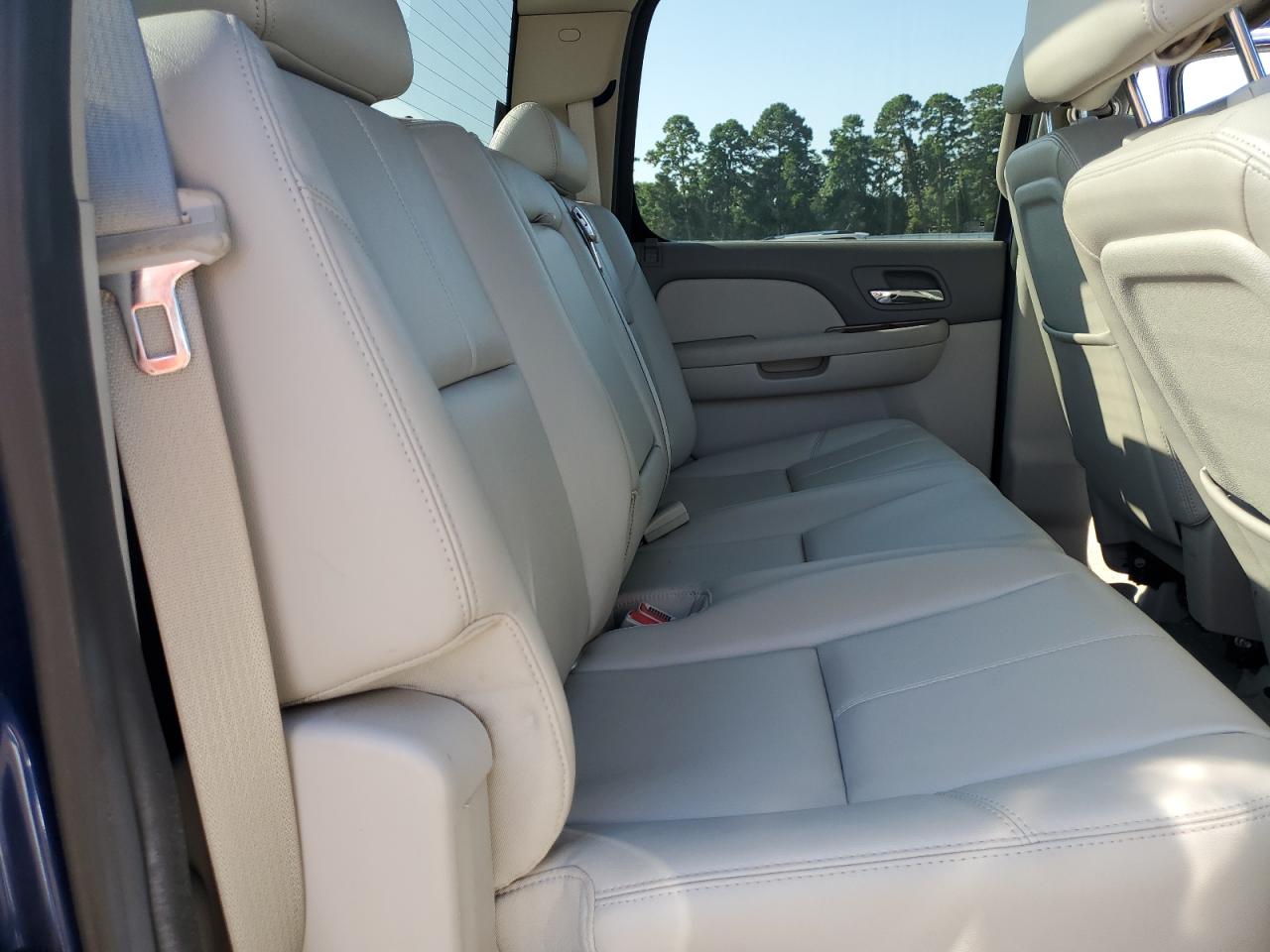 2013 GMC Sierra - Image 10