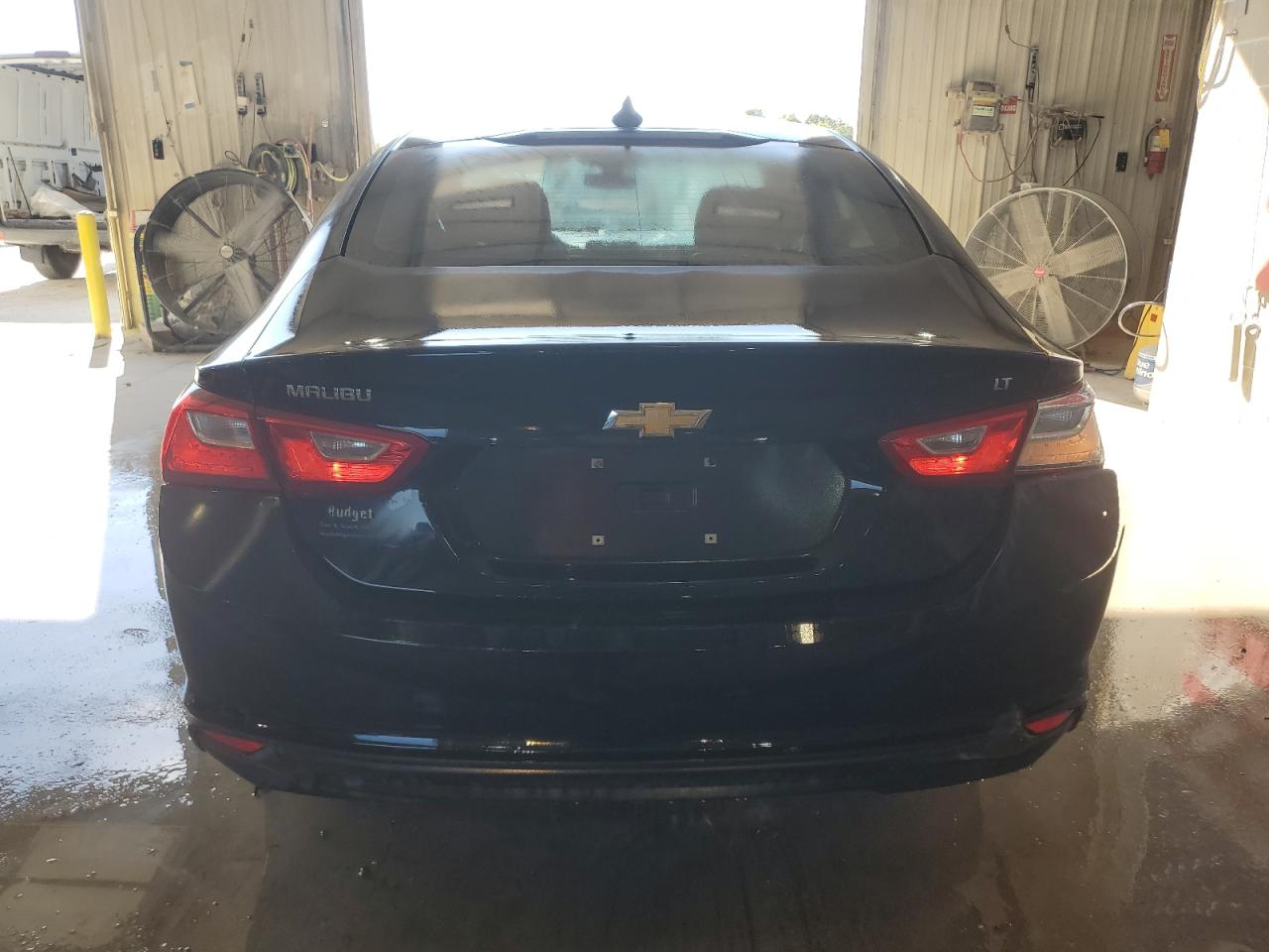 1G1ZD5ST5JF146823 2018 Chevrolet Malibu Lt