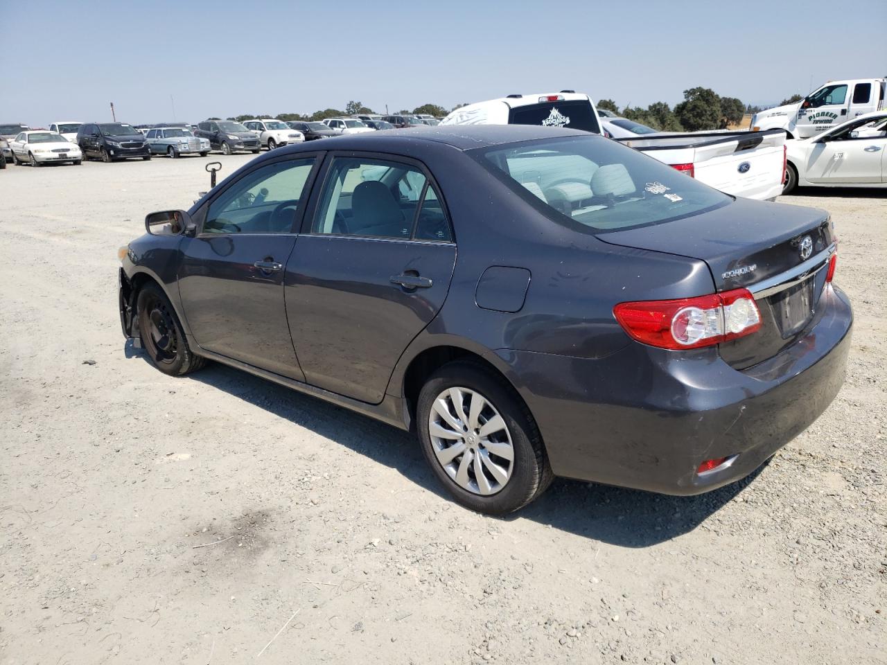 VIN 5YFBU4EE4DP163013 2013 TOYOTA COROLLA no.2