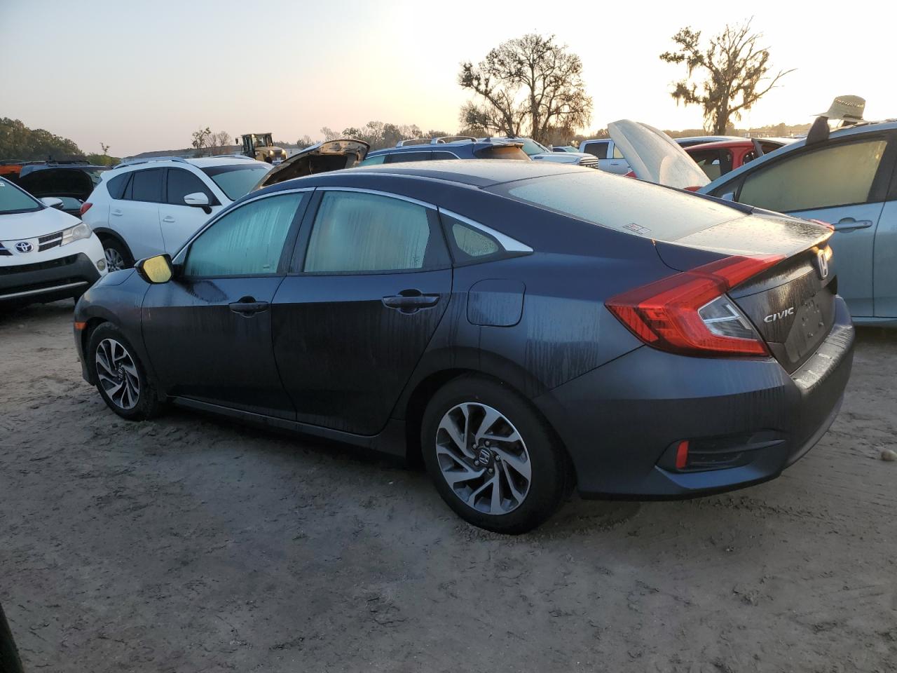 19XFC2F76GE059234 2016 HONDA CIVIC - Image 2