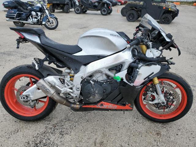 2019 Aprilia Rsv4