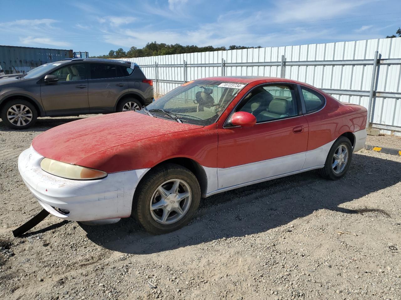 1999 Oldsmobile Alero - Image 1