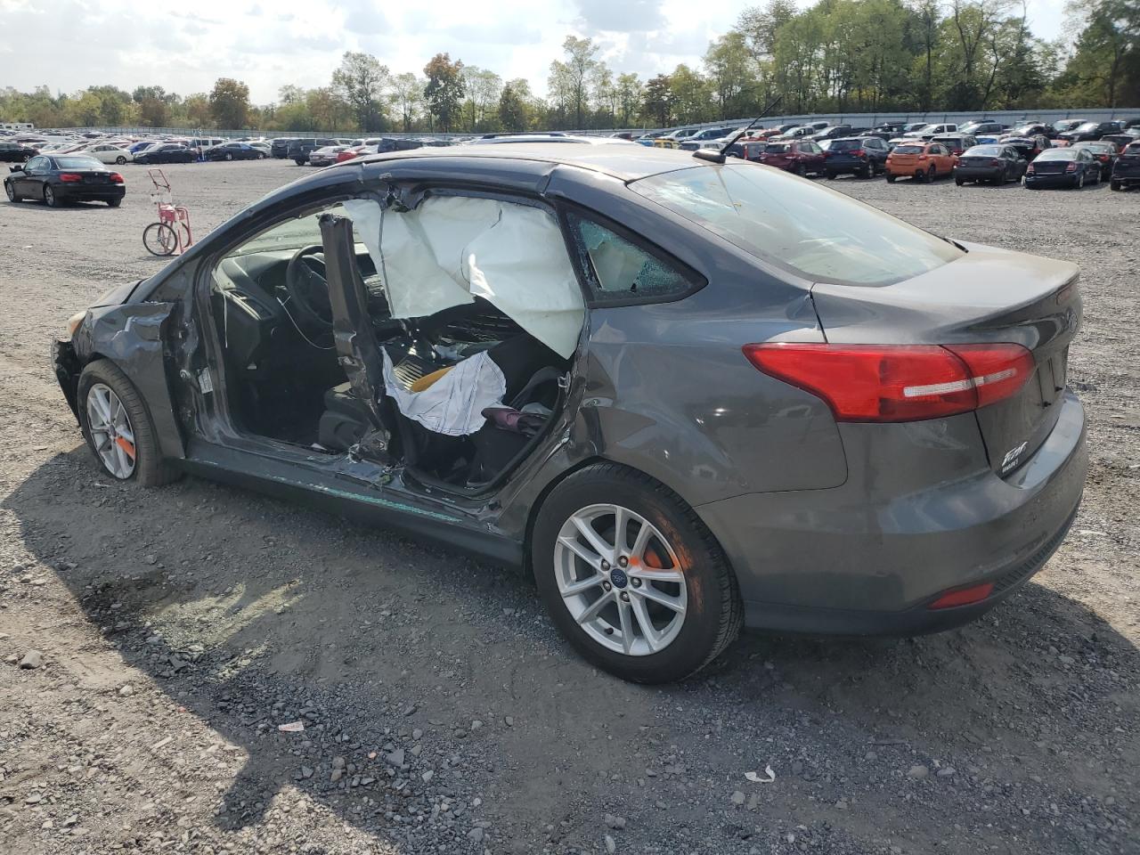 1FADP3F23FL214033 2015 FORD FOCUS - Image 2