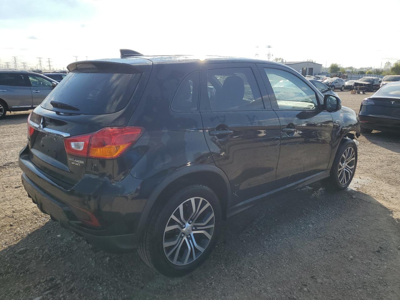 JA4AP3AU1JU022760 2018 Mitsubishi Outlander Sport Es