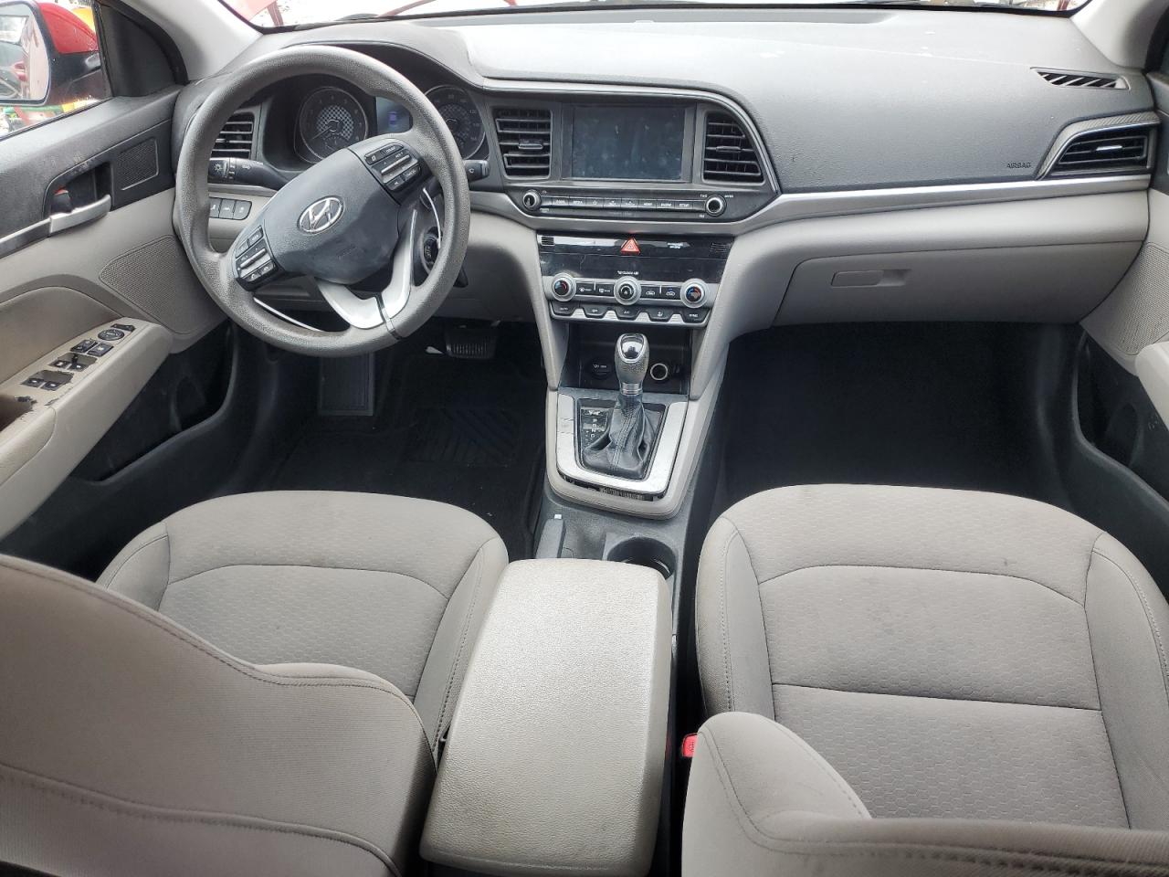 2020 Hyundai Elantra - Image 8