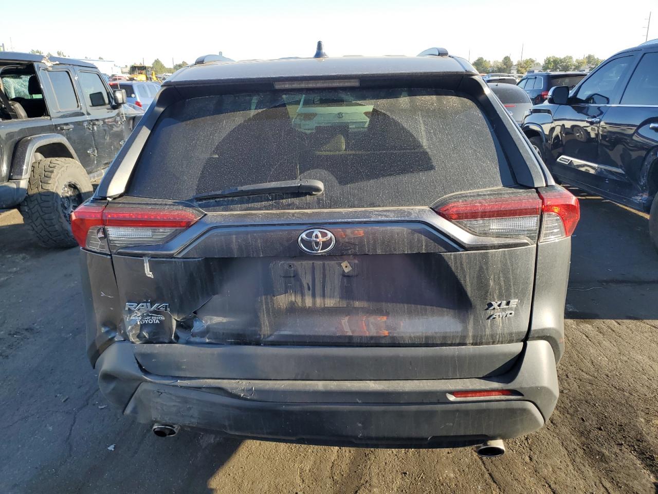 2020 Toyota Rav4 Xle Premium VIN: JTMA1RFV0LD063170 Lot: 69539904