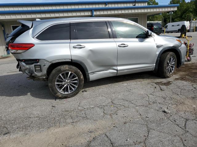  TOYOTA HIGHLANDER 2018 Серебристый