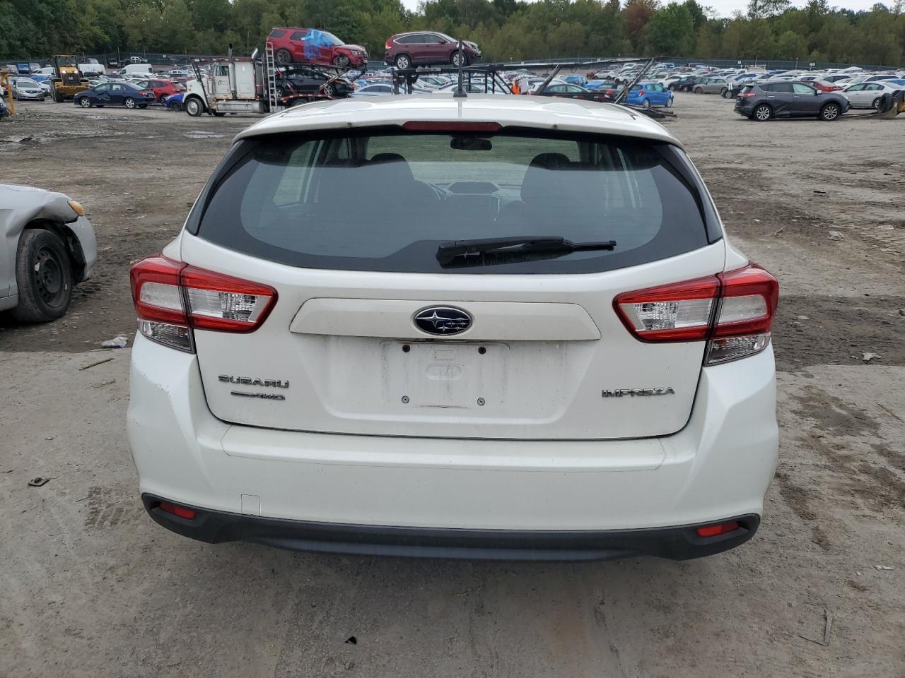 4S3GTAA67J3727697 2018 Subaru Impreza