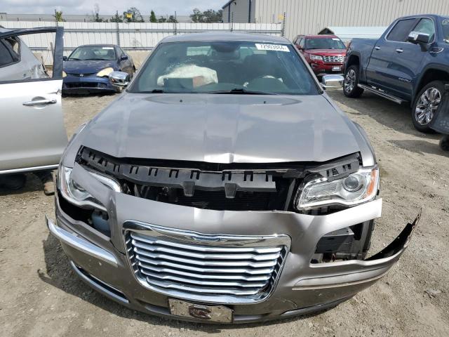  CHRYSLER 300 2014 Srebrny