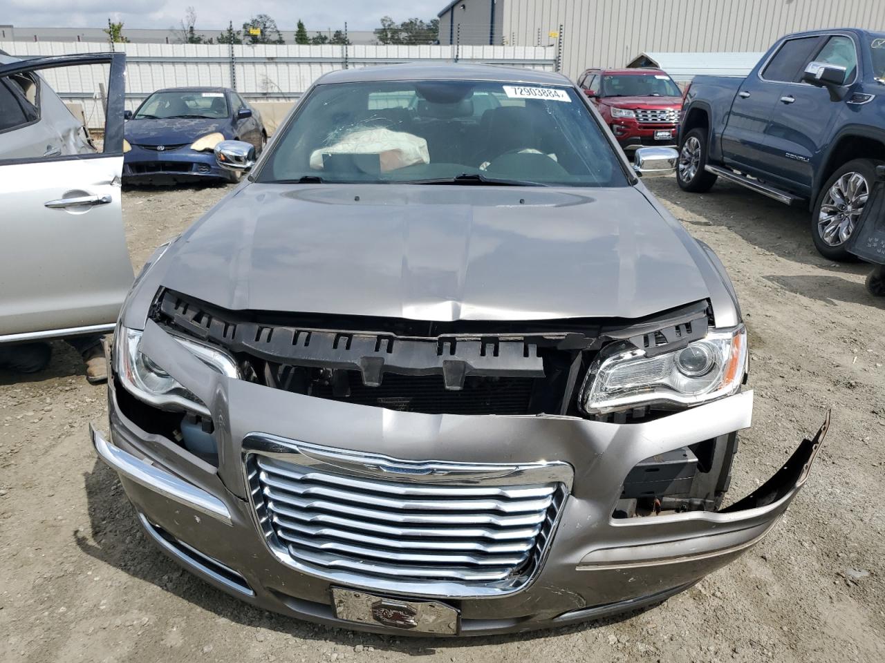 2014 Chrysler 300 - Image 5