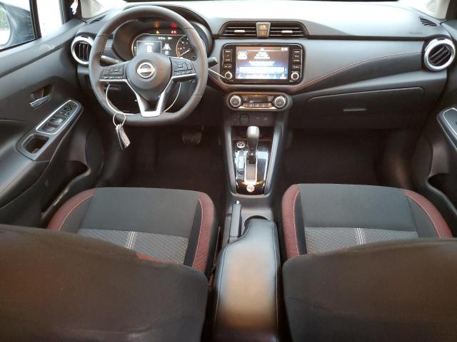  NISSAN VERSA 2024 Granatowy