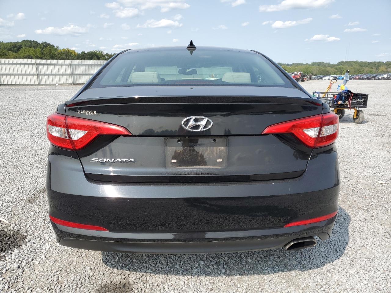 5NPE24AF5HH519263 2017 Hyundai Sonata Se