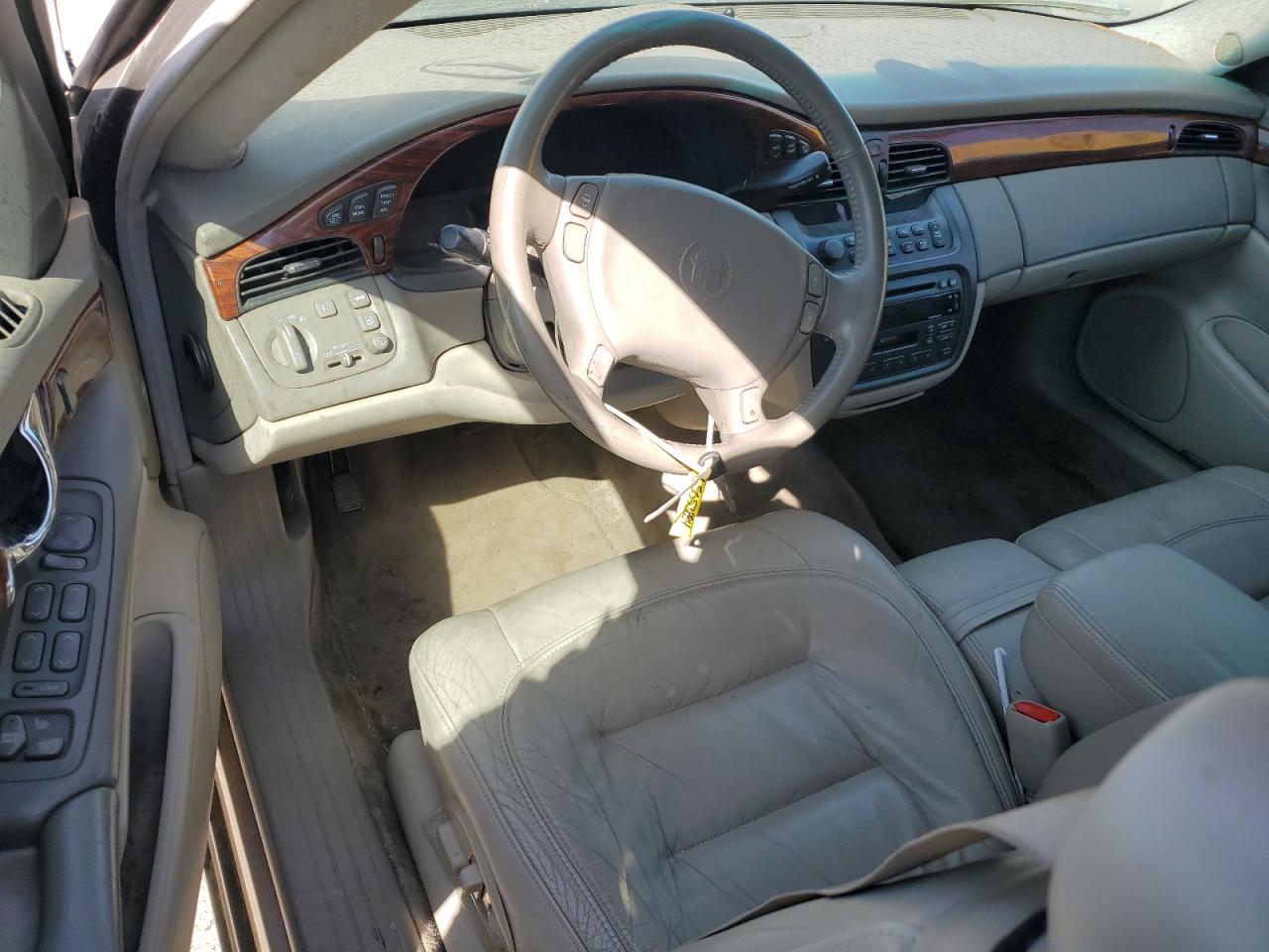 1G6KD54YXYU308536 2000 Cadillac Deville