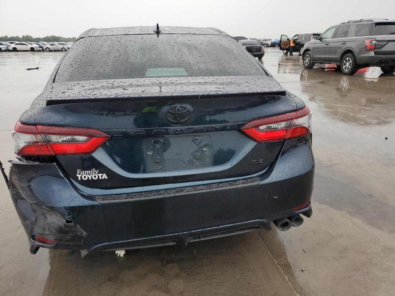 2021 Toyota Camry Se VIN: 4T1G11AK9MU540569 Lot: 69757194