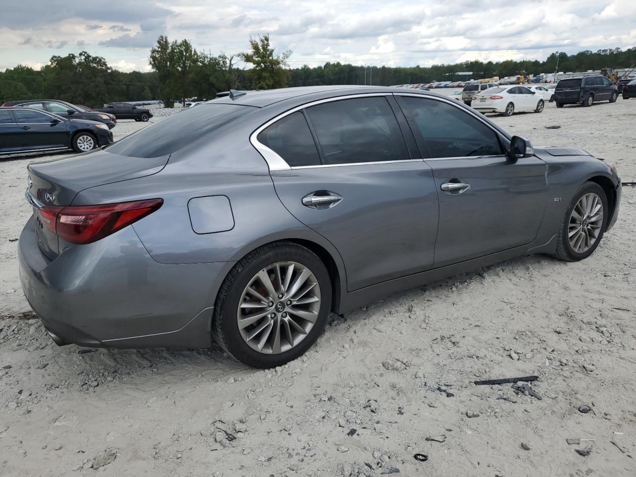 VIN JN1EV7AP6JM351259 2018 INFINITI Q50 no.3