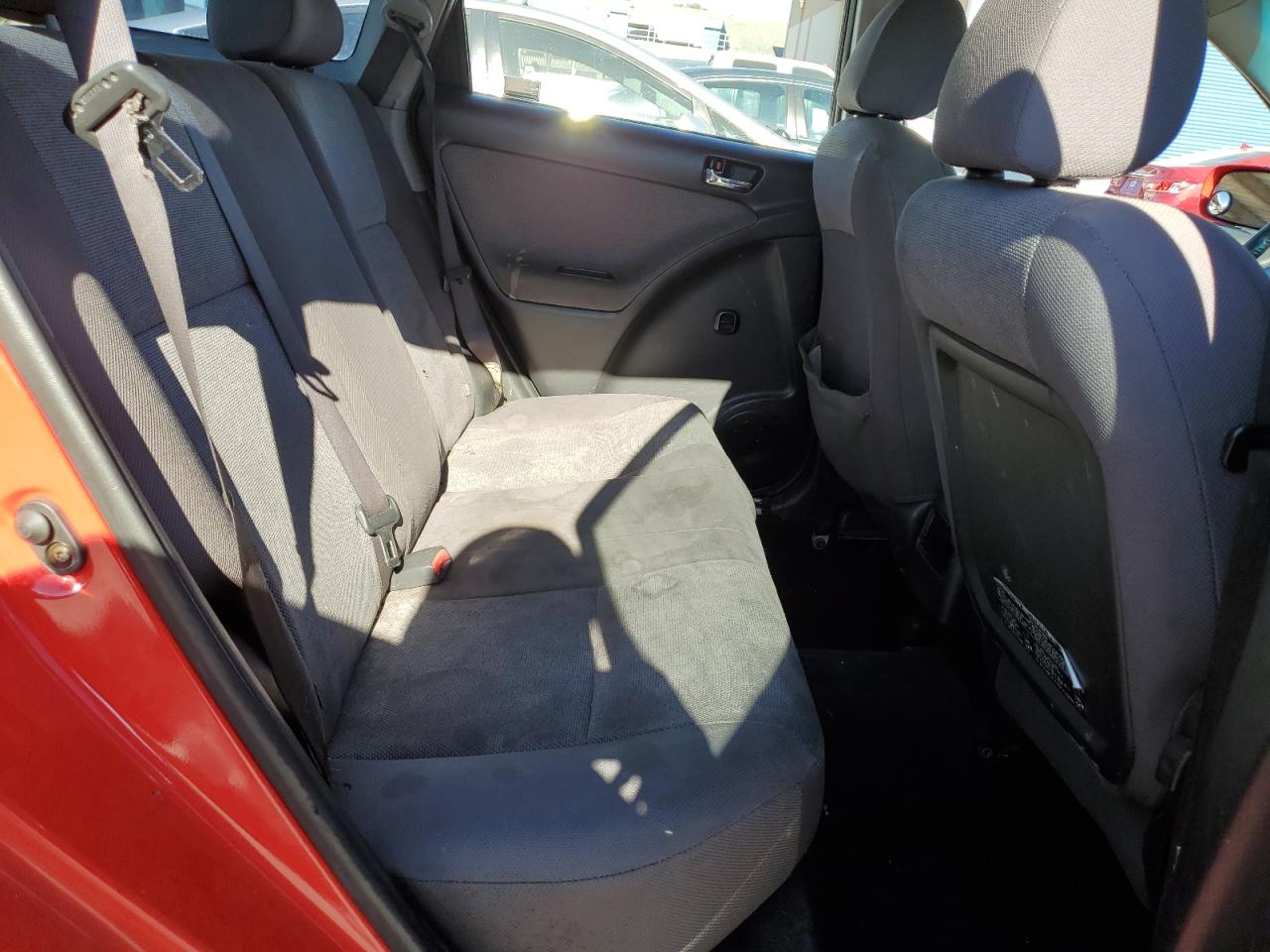 2004 Toyota Corolla - Image 10