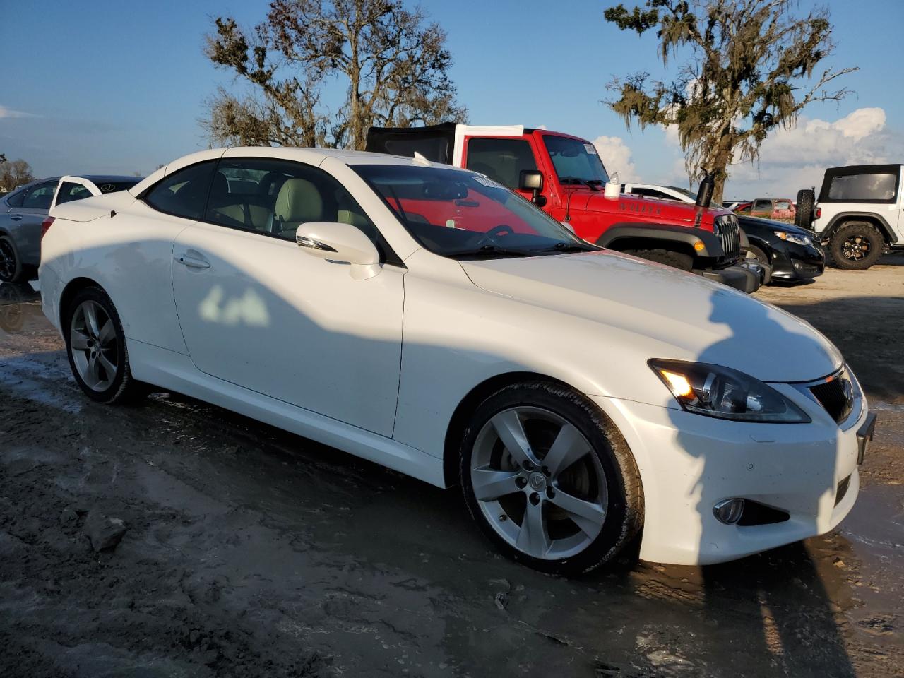 2011 Lexus IS - Image 4