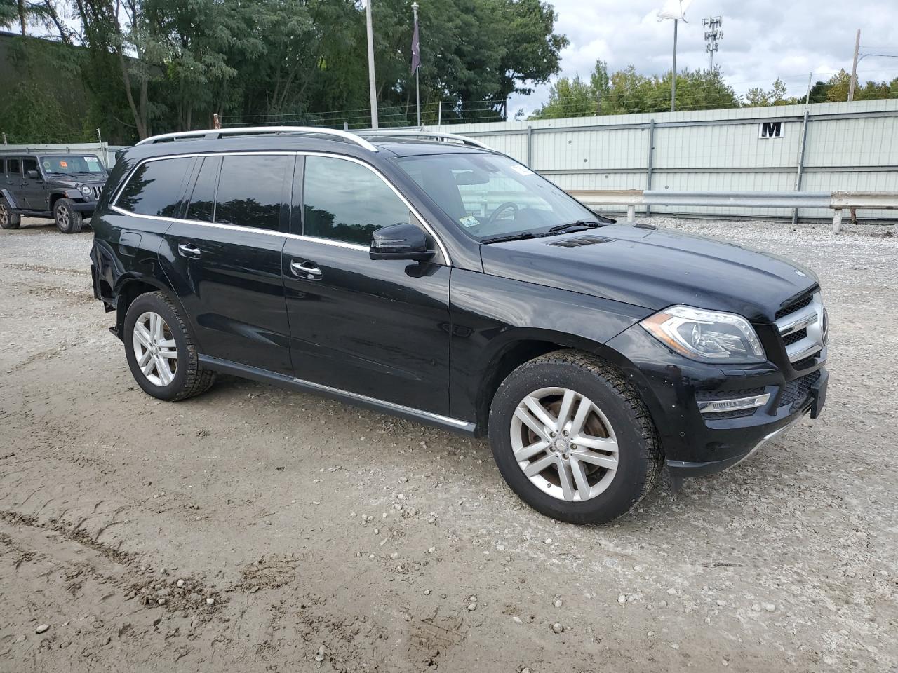 VIN 4JGDF2EEXDA179465 2013 MERCEDES-BENZ GL-CLASS no.4