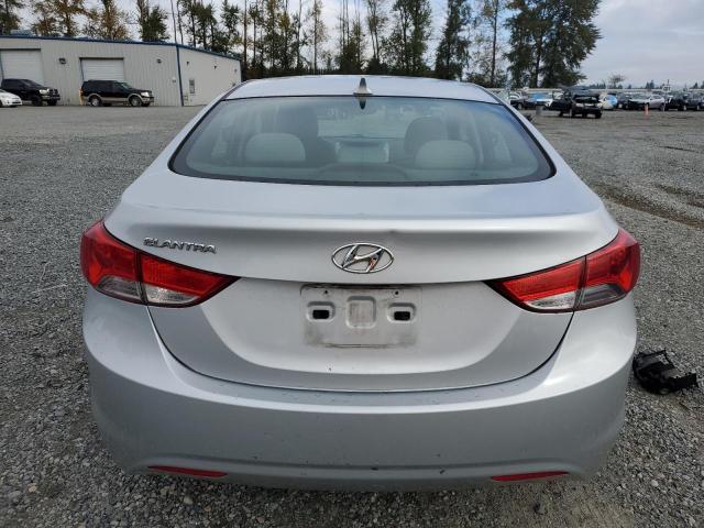  HYUNDAI ELANTRA 2013 Srebrny