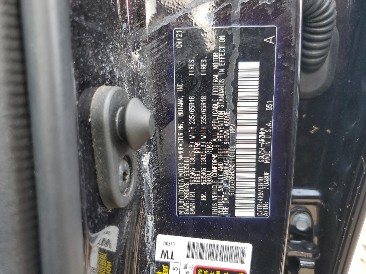 5TDGZRBH3MS110166 2021 Toyota Highlander Xle