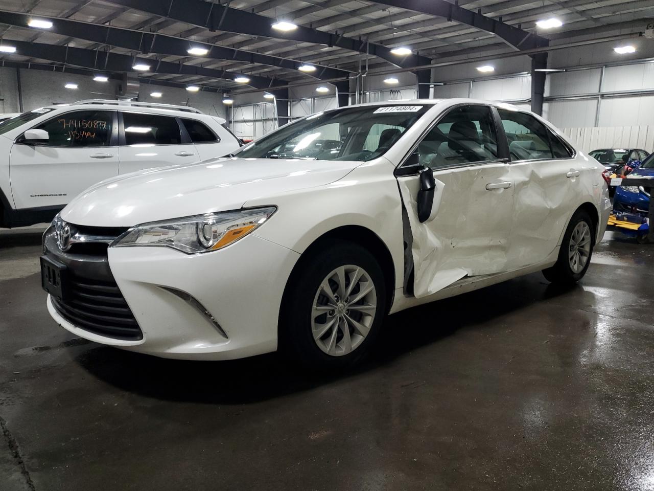 4T4BF1FK5GR581232 2016 TOYOTA CAMRY - Image 1