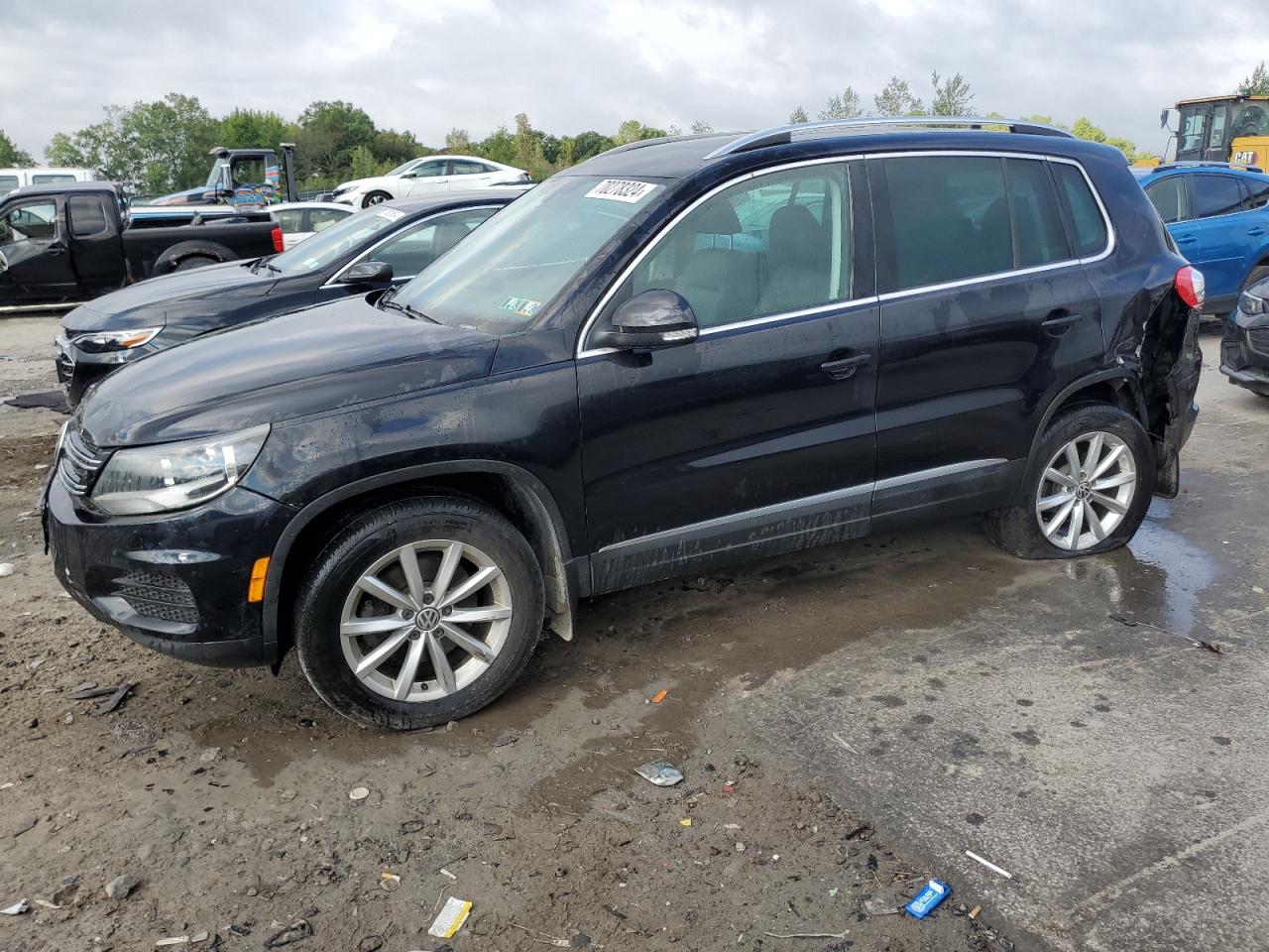 WVGSV7AX3HK018051 2017 VOLKSWAGEN TIGUAN - Image 1