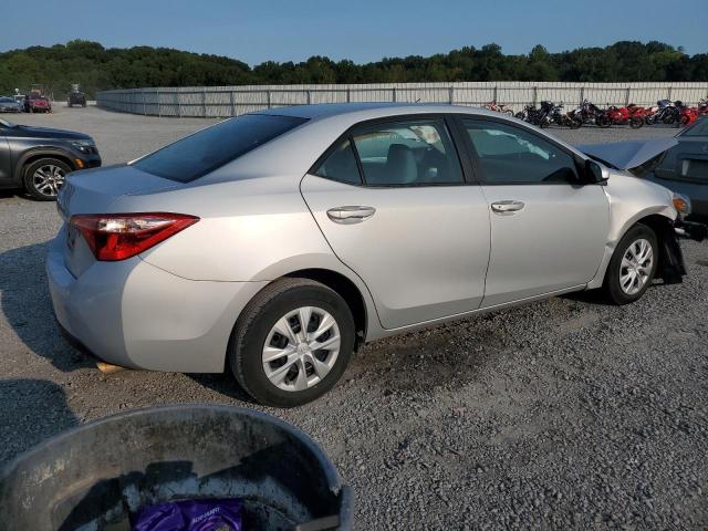  TOYOTA COROLLA 2018 Srebrny