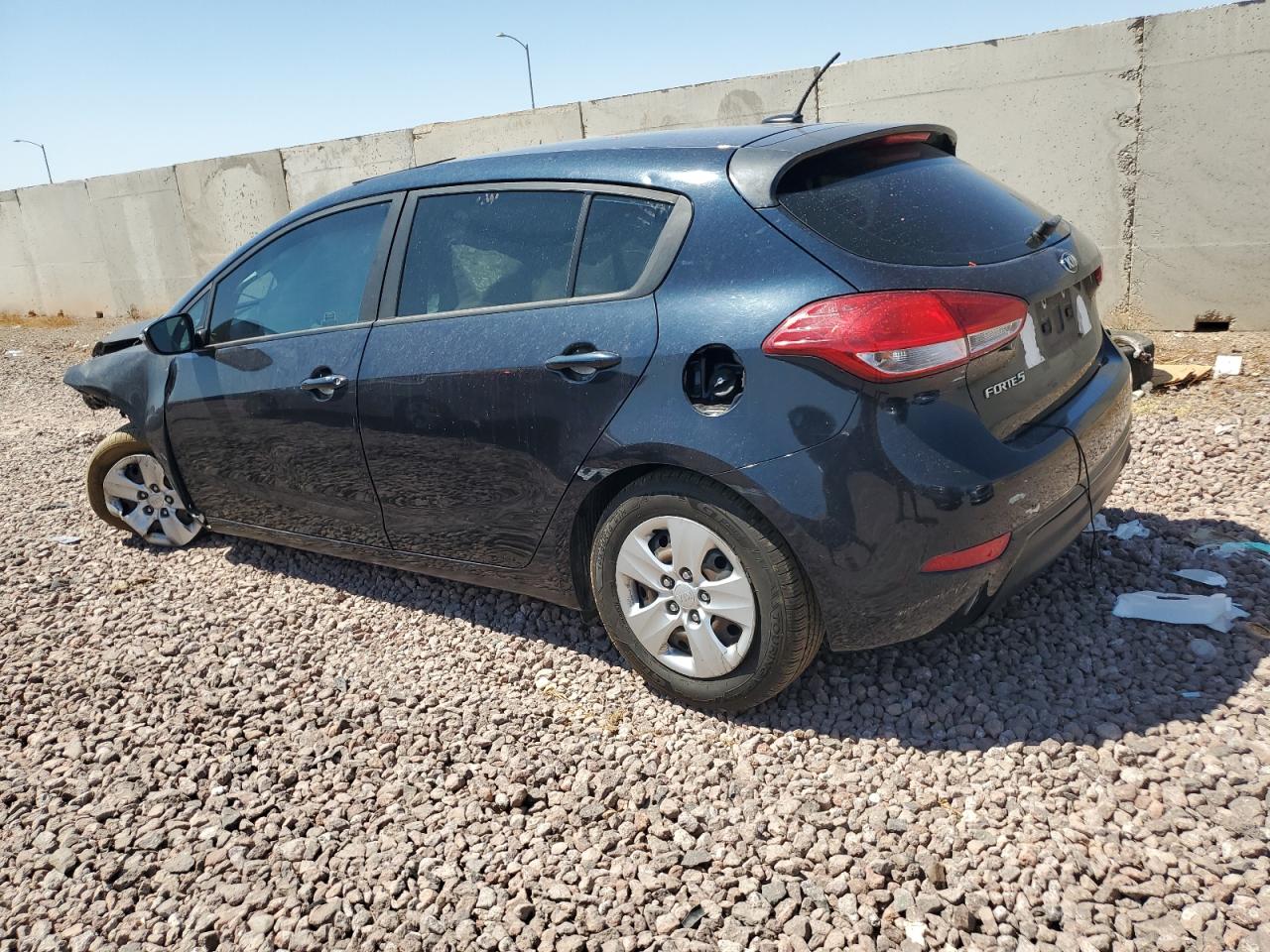 2018 Kia Forte - Image 2
