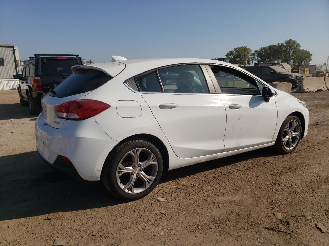 2019 Chevrolet Cruze Premier VIN: 3G1BF6SM2KS585209 Lot: 71743734