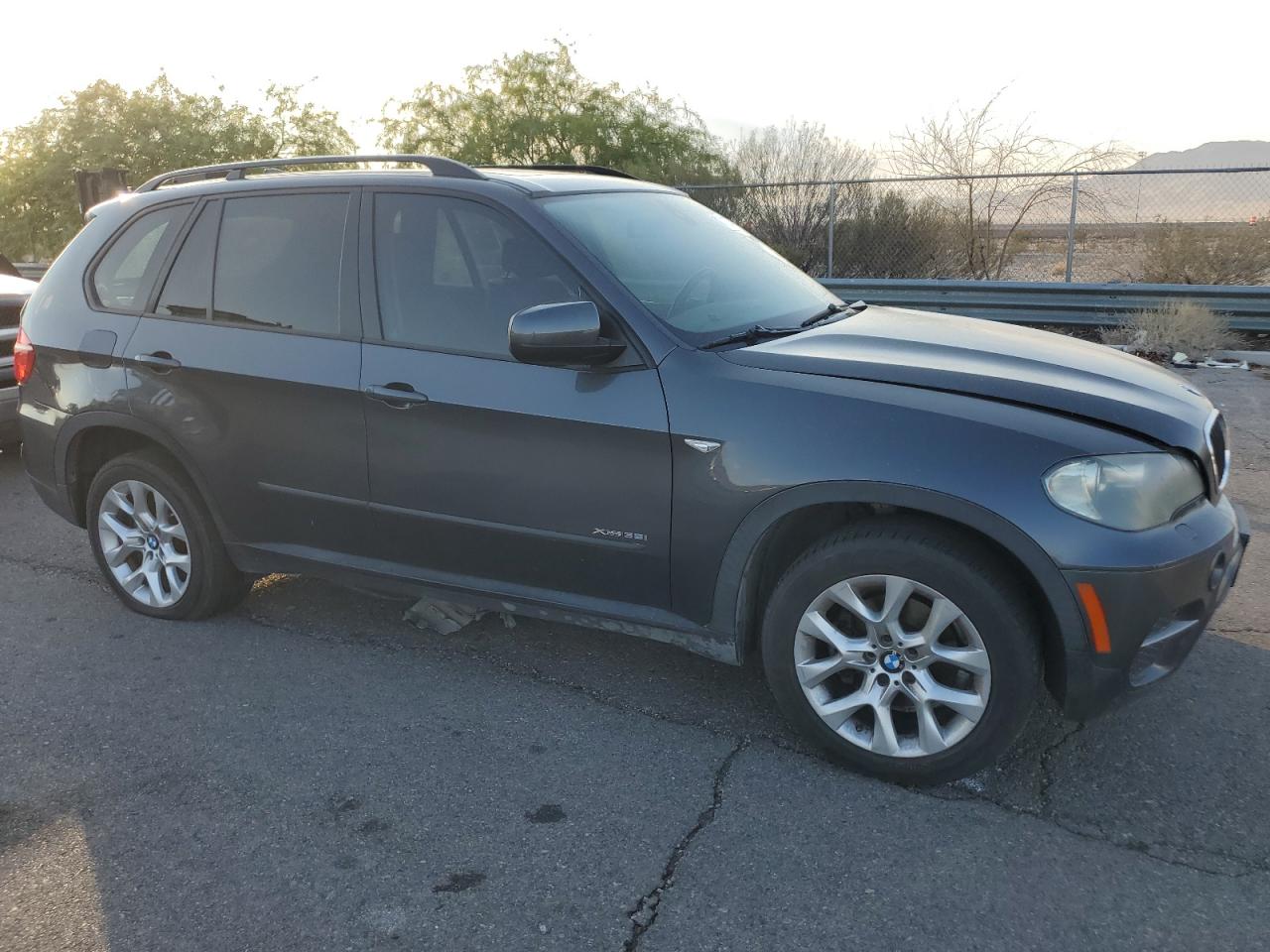 5UXZV4C53BL415501 2011 BMW X5 xDrive35I