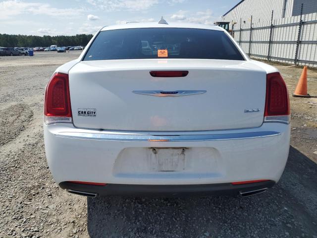  CHRYSLER 300 2019 Biały